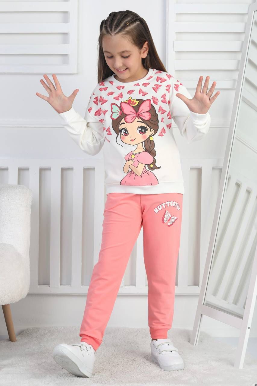 PEMBE KELEBEKLİ TAKIM