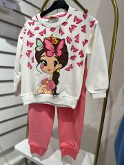 PEMBE KELEBEKLİ TAKIM